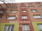 Exkluzivně nabízíme na prodej, slunný byt 2+1 v Plzni na Slovanech o výměře 53 m2., 5. patro , cena 4500000 CZK / objekt, nabízí
