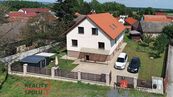 Prodej, domy/rodinný, 408 m2, Martinov 372, 27713 Záryby, Praha-východ [ID 55508], cena 16650000 CZK / objekt, nabízí 