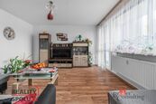 Byt 3+1 se zaskleným balkonem, cena 2790000 CZK / objekt, nabízí 