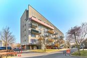 Převod dr. podílu, byty/3+kk, 73 m2, Nejdlova 924/3, 36017 Karlovy Vary, Karlovy Vary [ID 69311], cena 3990000 CZK / objekt, nabízí 