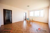 Pronájem prostorného bytu 3+1 v Břeclavi 74 m, balkon, výtah, krásný výhled, cena 14000 CZK / objekt / měsíc, nabízí