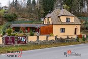 Vyhledávaný penzion s kapacitou 22 lůžek (6 apartmánů) 50 m od vleku!, cena 15980000 CZK / objekt, nabízí