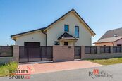 Moderní novostavba domu 5+kk, Poděbrady - Choťánky o celkové ploše 158m2 s garáží a pozemkem o výměř, cena 13649000 CZK / objekt, nabízí