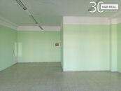 Pronájem obchodního prostoru v centru Vsetína, cena 17000 CZK / objekt / měsíc, nabízí