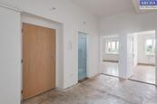 Prodej bytu 2+1, plocha 83,1 m2, 2.NP, Praha 10 Hostivař, cena 7667000 CZK / objekt, nabízí ARCHA realitní kancelář