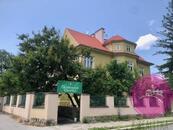 Pronájem obchodního prostoru - nyní vinotéky na ulici Karolíny Světlé v Olomouci, cena 15000 CZK / objekt / měsíc, nabízí