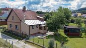 Prodej udržovaného rodinného domu se zahradou v Dlouhé Vsi u Sušice, cena 6700000 CZK / objekt, nabízí