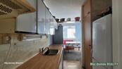 Prodej bytu 3+1, Praha 15 - Horní Měcholupy, Livornská., cena 7800000 CZK / objekt, nabízí