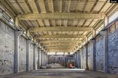 Skladové a výrobní objekty o plochách 305 m2 až 1.080 m2 a venkovní zpevněné plochy, cena 50 CZK / m2 / měsíc, nabízí