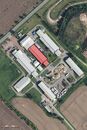 Přízemní skladovací hala 1.596 m2 vedle D11, cena 520 CZK / m2 / rok, nabízí