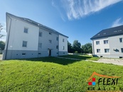 Pronájem moderního bytu 2+kk s parkovacím stáním, 51m2, Slezská Ostrava, ul. Zárubecká, cena 12100 CZK / objekt / měsíc, nabízí