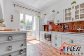 Prodej vily (241 m2) s výjimečným pozemkem (3528 m2), Čeladná II, cena 9999000 CZK / objekt, nabízí