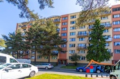Prodej bytu 2+1 s balkónem, ul. Centrum Karviná, výhled na Beskydy., cena 1697000 CZK / objekt, nabízí