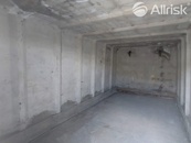 Pronájem prefabrikované garáže 15 m2, cena 2500 CZK / objekt / měsíc, nabízí