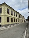 NOVĚ ZREKONSTRUOVANÝ PODKROVNÍ BYT 3+KK (67,2 M2) NA NÁMĚSTÍ VE CHVALŠINÁCH OKRES ČESKÝ KRUMLOV, cena 3100000 CZK / objekt, nabízí