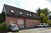 ubytování pro dělníky_prodej rodinného domu_výrobní areál_zázemí firmy_velký sklad na stroje nebo materiál, cena 5600000 CZK / objekt, nabízí
