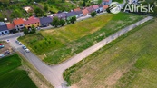 Prodej stavebního pozemku 654 m2 - Ideální místo pro rodinu s dětmi, Násedlovice., cena 1628460 CZK / objekt, nabízí