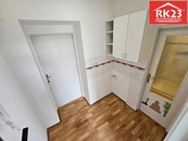 Pronájem, Byt 1+kk, Mariánské Lázně, ul. Hlavní třída, cena 8500 CZK / objekt / měsíc, nabízí