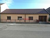 Prodej , RD 4+1 , 254 m, pozemek 1 123 m , Oplocany, cena 4300000 CZK / objekt, nabízí 