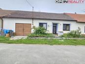 Rodinný dům 4+1, 180 m2, pozemek 723 m2 Vedrovice, cena 3750000 CZK / objekt, nabízí