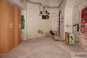 Prostějov, nám. Edmunda Husserla - nebytový prostor k pronájmu, cena 12000 CZK / objekt / měsíc, nabízí