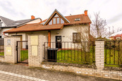 Prodej rodinného domu 6+kk (201 m2), pozemek 616 m2, částečně zařízený, osobní vlastnictví, cena 15900000 CZK / objekt, nabízí 