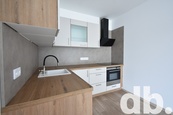 Pronájem bytu 2+kk, 54 m2 - Karlovy Vary, Stará Role, cena 11000 CZK / objekt / měsíc, nabízí 