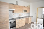 Pronájem bytu 2+1, 65m2 + sklep + parkovací stání, Dalovice - Vysoká, cena 10500 CZK / objekt / měsíc, nabízí