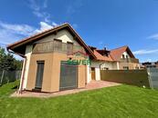 Prodej, RD, Praha - Újezd nad Lesy, ul. Novosibřinská, cena 17500000 CZK / objekt, nabízí Nemovitosti SEVER s.r.o.