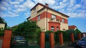 Pronájem bytu 5+1 s terasou ve stylové vile s malou zahradou, Praha 4, Modřany, cena 42000 CZK / objekt / měsíc, nabízí 