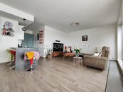 Pronájem luxusního bytu 3+kk s velkou terasou v 5.NP, byt A.5.5, rezidence DLOUHÁ LOUKA 2.etapa, cena 25000 CZK / objekt / měsíc, nabízí