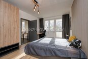 Pronájem zařízeného bytu 1+1 s balkonem, ul. V. Volfa, cena 10900 CZK / objekt / měsíc, nabízí