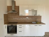 Pronájem novostavby bytu s terasou a parkovacím stáním, Bytový dům Suché Vrbné, cena 13500 CZK / objekt / měsíc, nabízí