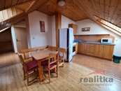 Pronájem zařízeného, mezonetového bytu 2+kk, 75m2, Opava, ul. třída Spojenců, cena 11000 CZK / objekt / měsíc, nabízí 1. opavská realitka s.r.o.