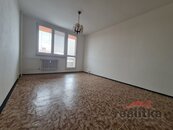 Pronájem bytu 2+1 s lodžií, 57 m2, ul. Hlavní, Opava, cena 9750 CZK / objekt / měsíc, nabízí 