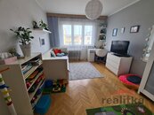 Pronájem bytu 2+1 s lodžií, 52m2, Opava, ul. Purkyňova, cena 8900 CZK / objekt / měsíc, nabízí 