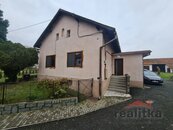 Pronájem rodinného domu 3+1 s velkou zahradou, Mokré Lazce, okr. Opava, cena 15000 CZK / objekt / měsíc, nabízí