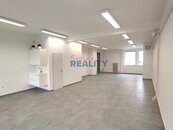 Pronájem nebytového prostoru 90m2 centrum, cena 1 CZK / objekt / měsíc, nabízí 