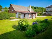 Prodej rodinného domu s pergolou, garáží a zahradou o výměře 1973 m2 v obci Adolfovice , cena 2990000 CZK / objekt, nabízí Elenireality