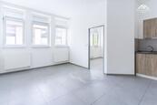 Pronájem bytu 2+kk, 46 m2, Hlinsko, ul. Adámkova třída, cena 9800 CZK / objekt / měsíc, nabízí