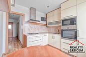 Pronájem zařízeného bytu 3+1 s lodžií, 77 m2, ul. U Kapličky, Orlová - Lutyně, cena 13900 CZK / objekt / měsíc, nabízí