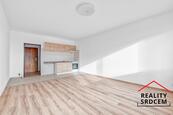 Pronájem zrekonstruovaného bytu 1+kk, 32 m2, ul. Novodvorská, Frýdek-Místek , cena 9500 CZK / objekt / měsíc, nabízí