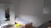 pronájem bytu 1+kk v přístavbě RD ve Svítkově , cena 11000 CZK / objekt / měsíc, nabízí