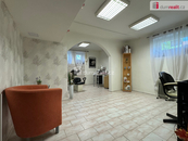 Prodej, Prostory a objekty pro obchod a služby, Ostrov, cena 930000 CZK / objekt, nabízí