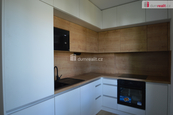 Pronájem, Byt 2+1, Praha 12, cena 22000 CZK / objekt / měsíc, nabízí