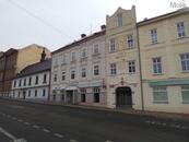 Pronájem komerčního prostoru 200 m2, Litvínov - Masarykovo náměstí, cena 42000 CZK / objekt / měsíc, nabízí 