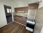 Pronájem bytu 3 + 1 se zasklenou lodžií, ul. Lipová, Most, 66 m2, cena 12500 CZK / objekt / měsíc, nabízí
