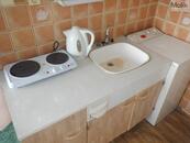 Pronájem bytu o dispozici 1+kk s užitnou plochou 28 m2 v Chomutově, ulice Březenecká , cena 7500 CZK / objekt / měsíc, nabízí