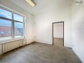 Pronájem, komerční prostor, 38 m2, Teplice, ul. Československých legií, cena 3800 CZK / objekt / měsíc, nabízí