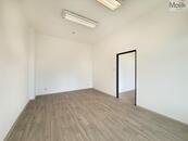 Pronájem, komerční prostor, 38 m2, Teplice, ul. Československých legií, cena 3800 CZK / objekt / měsíc, nabízí